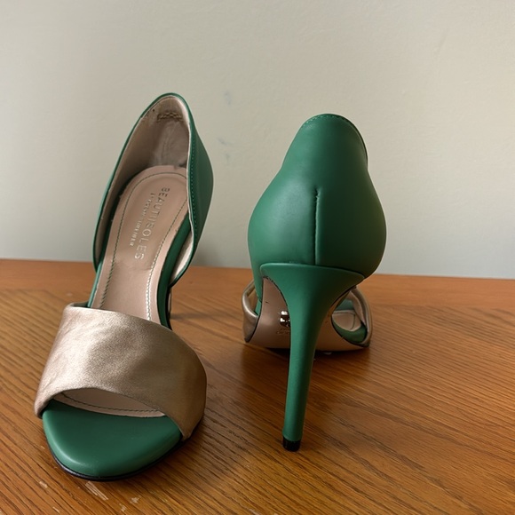 Beautiisoles by Robyn Shreiber - Picture 2 of 8